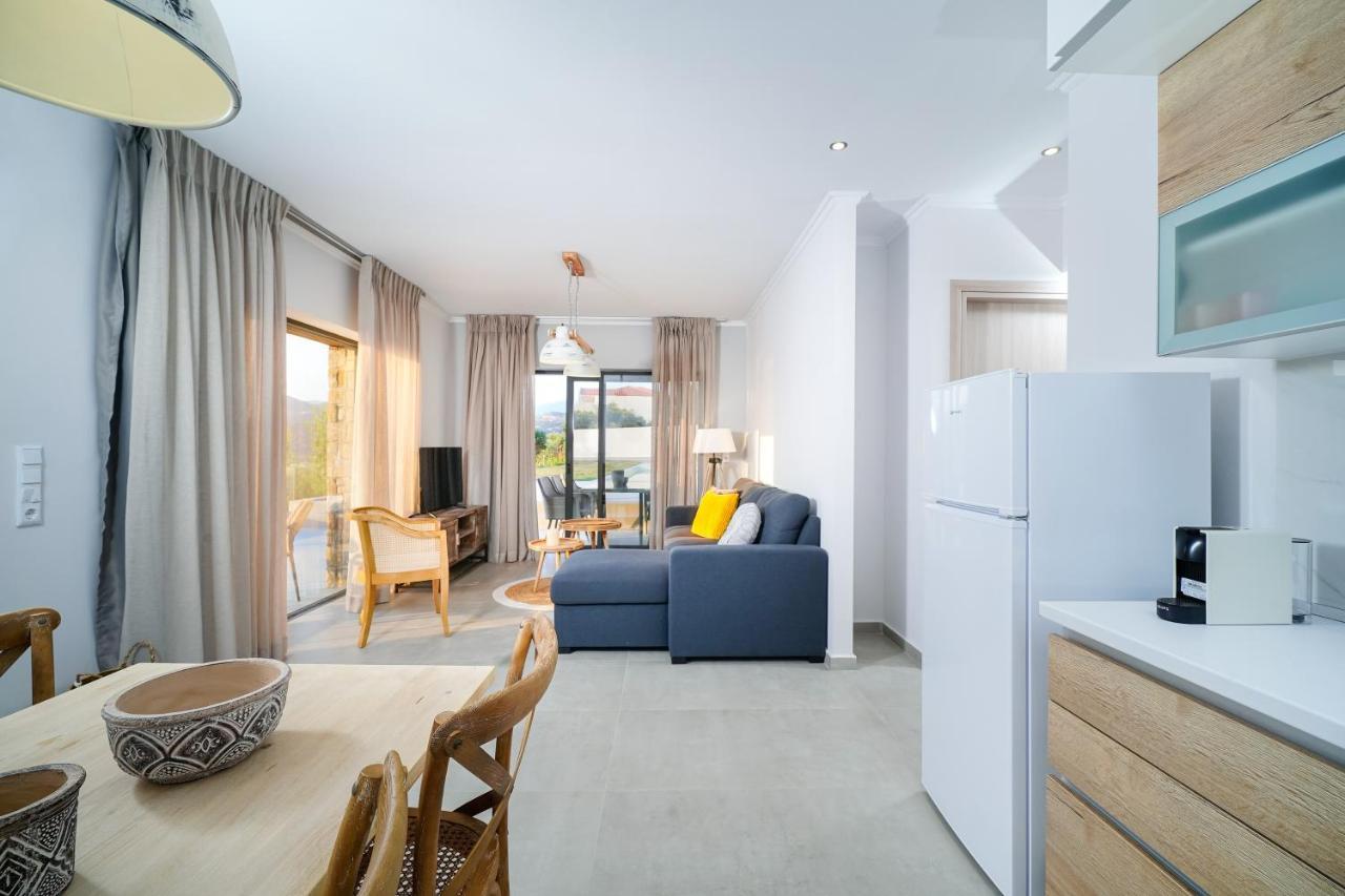 Videre Luxury Suites 포토스 외부 사진