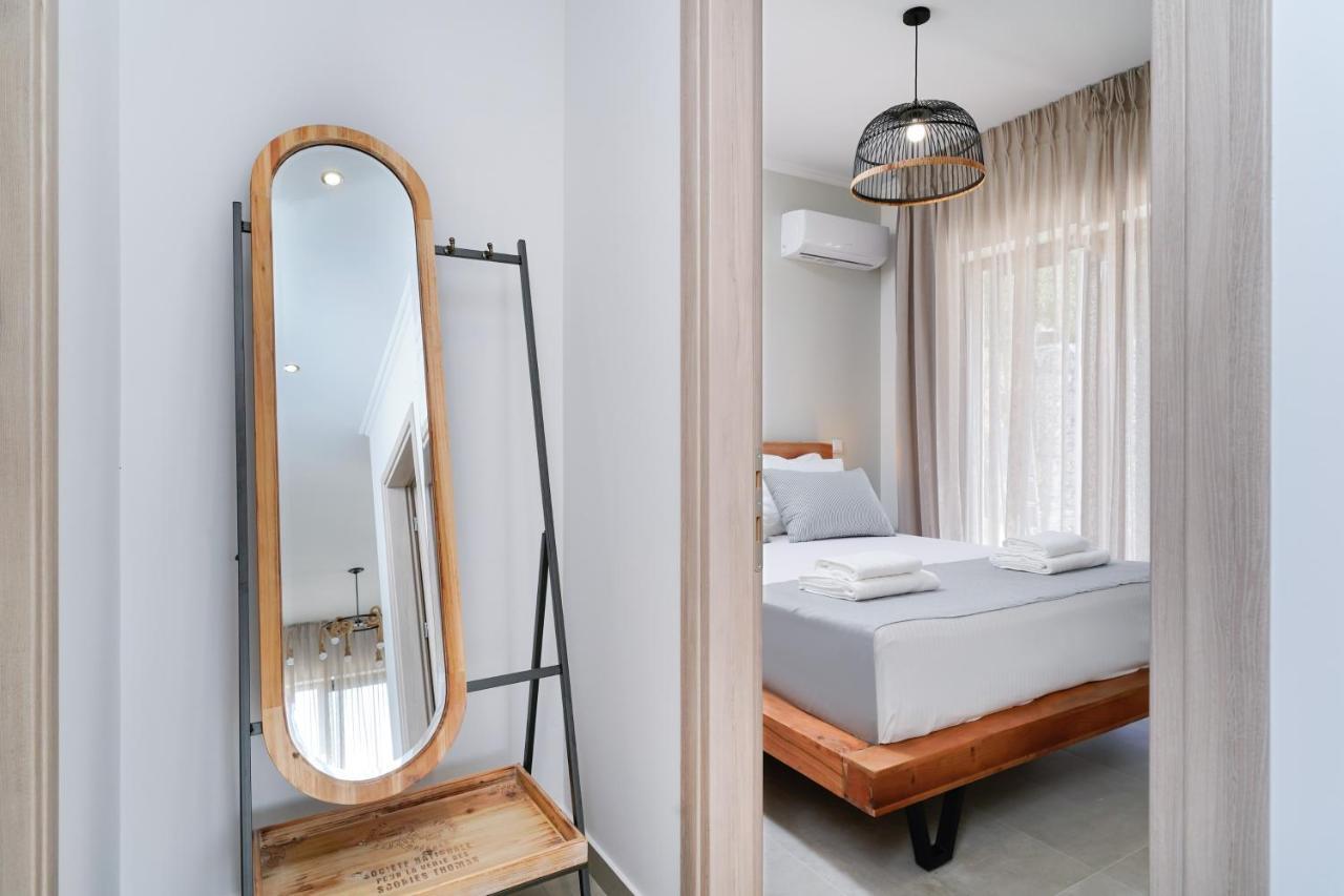 Videre Luxury Suites 포토스 외부 사진