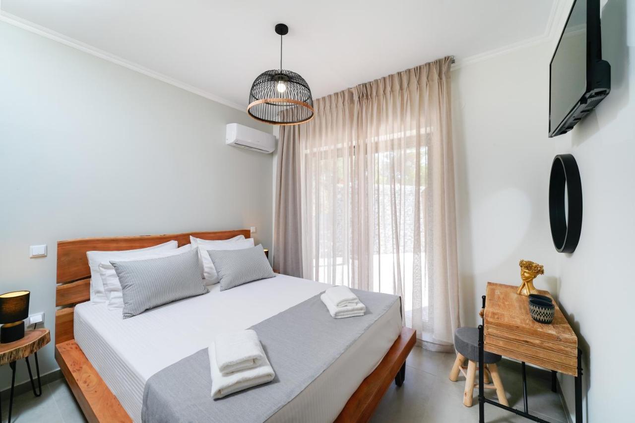 Videre Luxury Suites 포토스 외부 사진